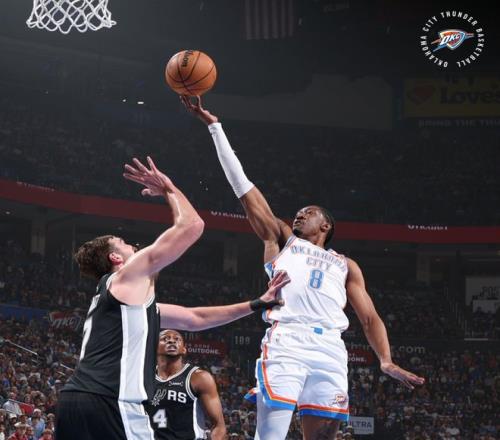 足球追梦人,范德芬,童年的偶像,乐鱼体育官方,乐鱼体育在线官网,乐鱼体育线上,乐鱼体育APP