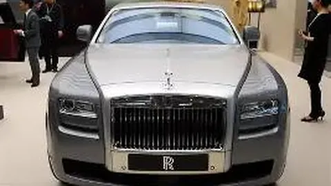 拒绝“孩子练体育、家长玩手机”现象